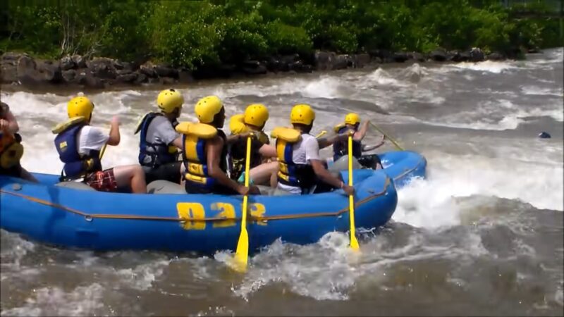 Conquering Class IV Rapids - montana rafting
